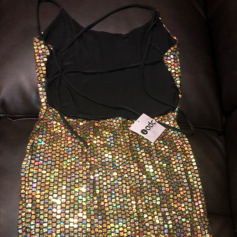 Never worn - Picture 3 of 3